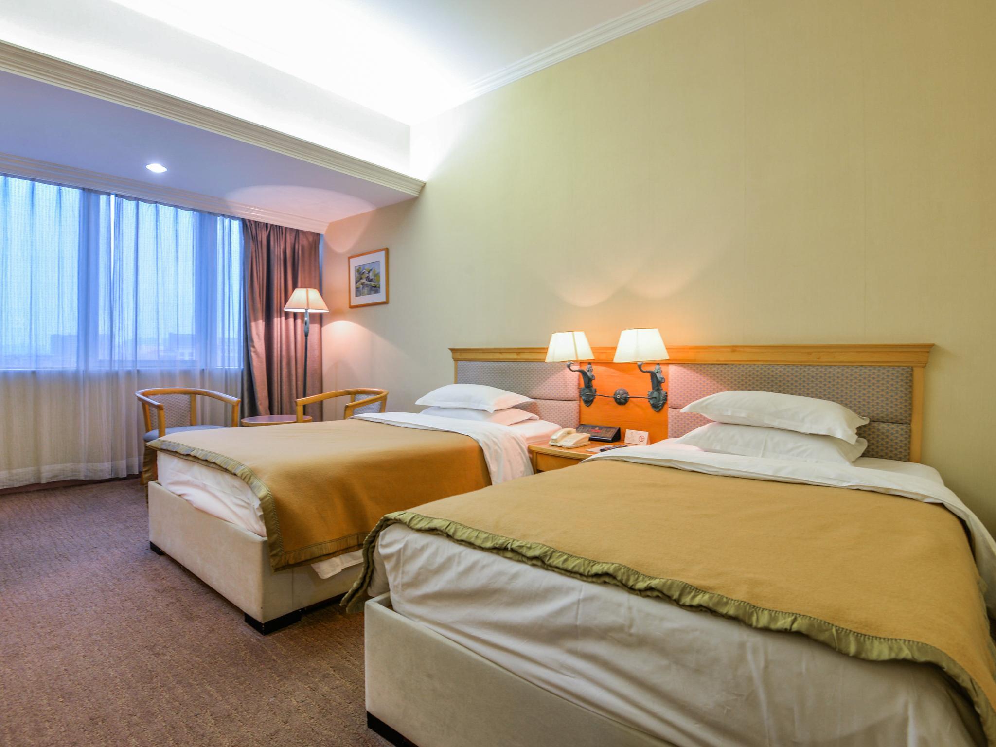 Guangzhou New Century Hotel Exteriör bild