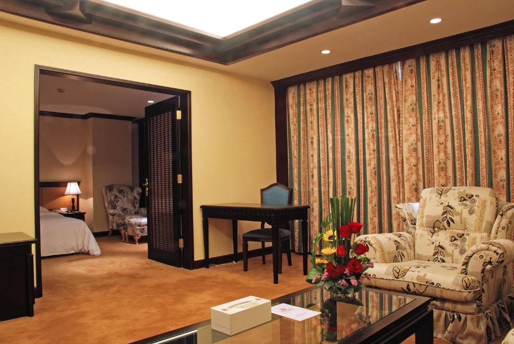 Guangzhou New Century Hotel Rum bild